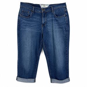 Levi's Capri Jeans Women Size 10 Blue Denim Cuffed Cropped Mid Rise Cotton VTG